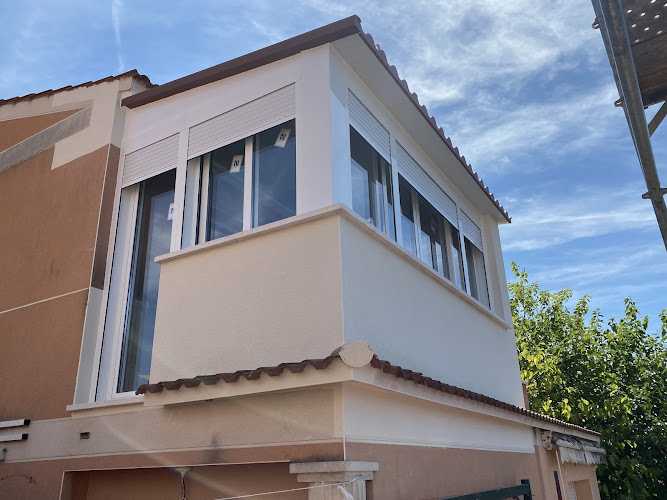 Fotografia tomada fuera de Carpintería de Aluminio y Cristal GAMONAL S.L. - Carpintería metálica y de aluminio en Santa Oliva, Tarragona