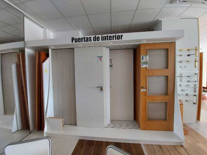 Fotografia tomada fuera de Todomadera del sureste,s.l - Tienda de muebles de cocina en Jumilla, Murcia