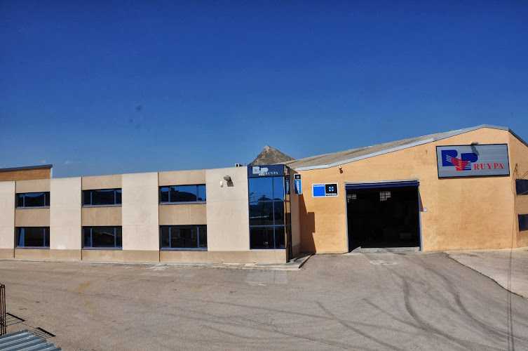 Fotografia tomada fuera de Ruypa - Carpintería metálica y de aluminio en Jumilla, Murcia
