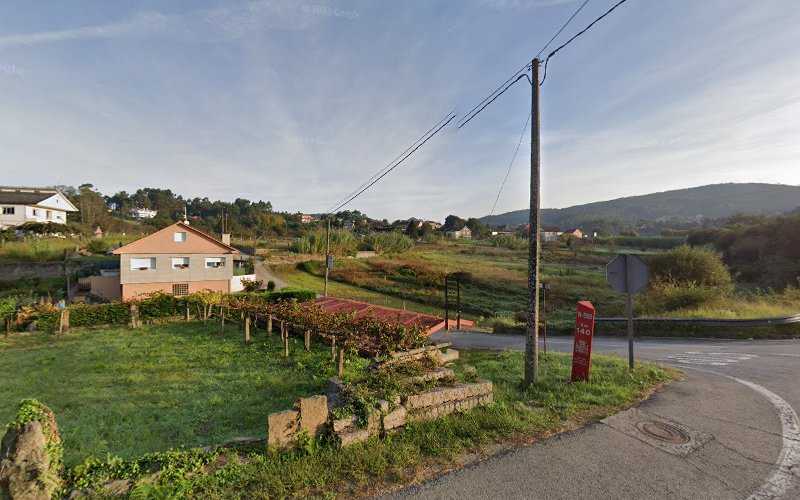 Fotografia tomada fuera de Carpitería el Coto C.B - Carpintería en Redondela, Pontevedra