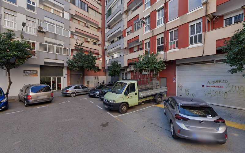 Fotografia tomada fuera de CARPINTERIA DE ALUMINIO FORTUNA - Carpintero en Valencia, Valencia