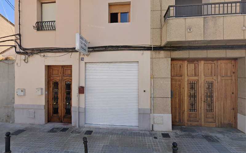 Fotografia tomada fuera de Carpintería Metálica Ballester - Carpintería metálica y de aluminio en Valencia, Valencia