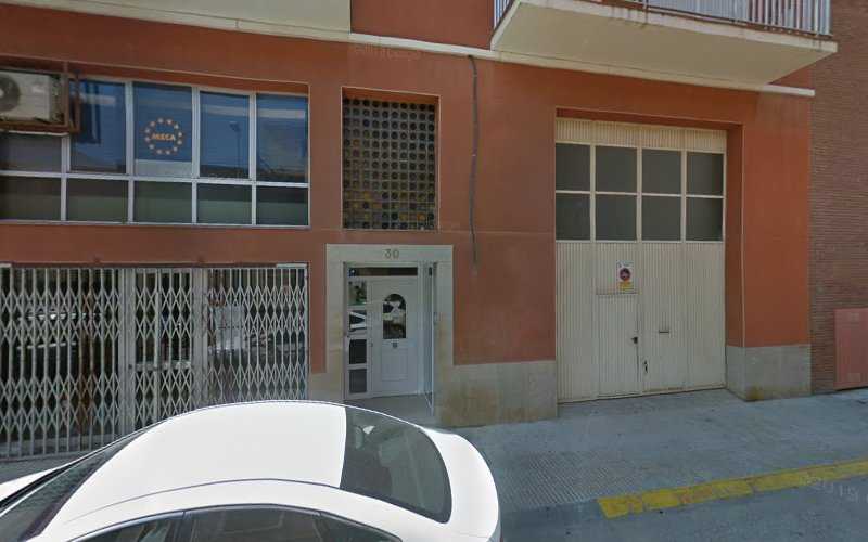 Fotografia tomada fuera de Meca System - Carpintería metálica y de aluminio en Mollerussa, Lérida