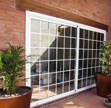Fotografia tomada fuera de Jauservicios - Carpintería metálica y de aluminio en Castellserà, Lérida