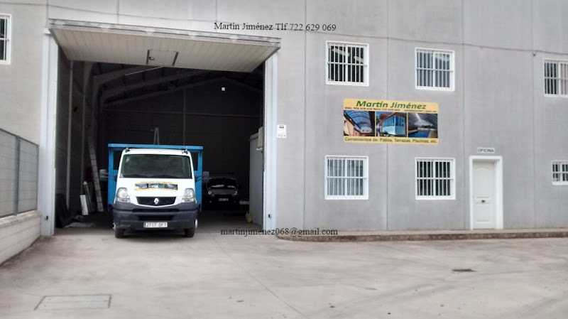 Fotografia tomada fuera de Martin Jimenez - Carpintería metálica y de aluminio en Manzanares, Ciudad Real