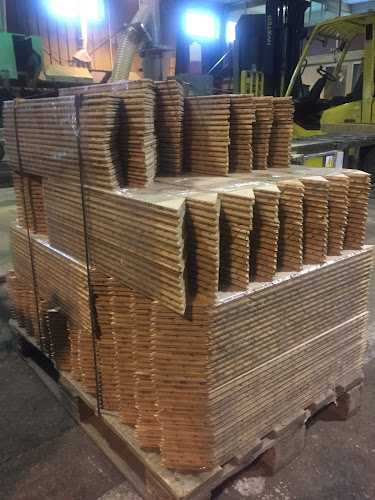 Fotografia tomada fuera de Jesús Del Ser Y Cía (Fábrica) - Servicio de instalación de suelos de madera en Segovia, Segovia