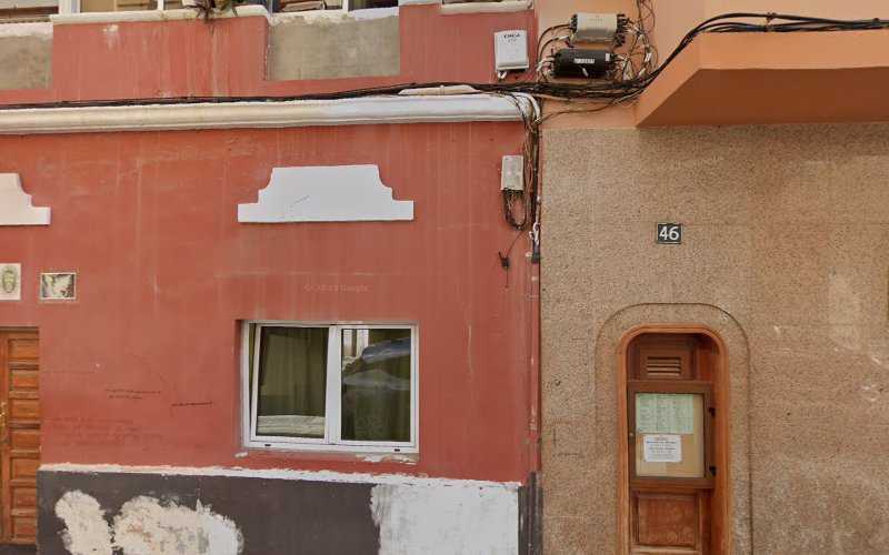 Fotografia tomada fuera de Hermanos Acosta S L - Carpintería metálica y de aluminio en Palmas De Gran Canaria ( Las ), Las Palmas