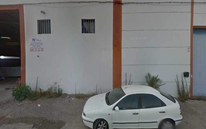 Fotografia tomada fuera de ALUMINAK - Carpintería metálica y de aluminio en Las Palmas de Gran Canaria, Las Palmas