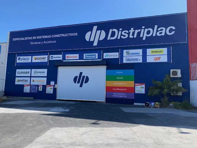 Fotografia tomada fuera de Distriplac Tenerife - Tienda de materiales para la construcción en La Laguna, Santa Cruz de Tenerife
