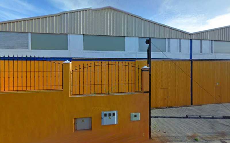 Fotografia tomada fuera de Ebano Decoracion y Montajes - Carpintero en Icor, Santa Cruz de Tenerife