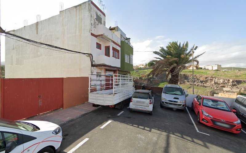 Fotografia tomada fuera de José Luis Mosqueda Reloba - Carpintería metálica y de aluminio en Telde, Las Palmas