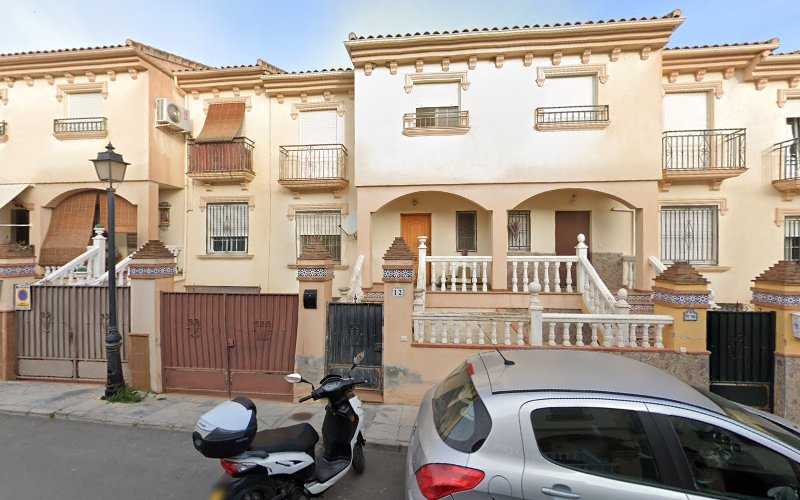 Fotografia tomada fuera de SN Aluminios - Metalwork en Las Gabias, Granada