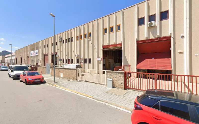 Fotografia tomada fuera de Carpintería Armadas Alfaro SL - Fabricant de mobles en Montcada i Reixac, Barcelona