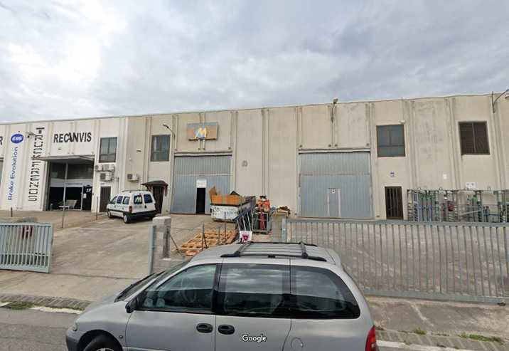 Fotografia tomada fuera de Ebanisteria y decoración Magdaleno, S.L. - Carpintería en Montcada i Reixac, Barcelona