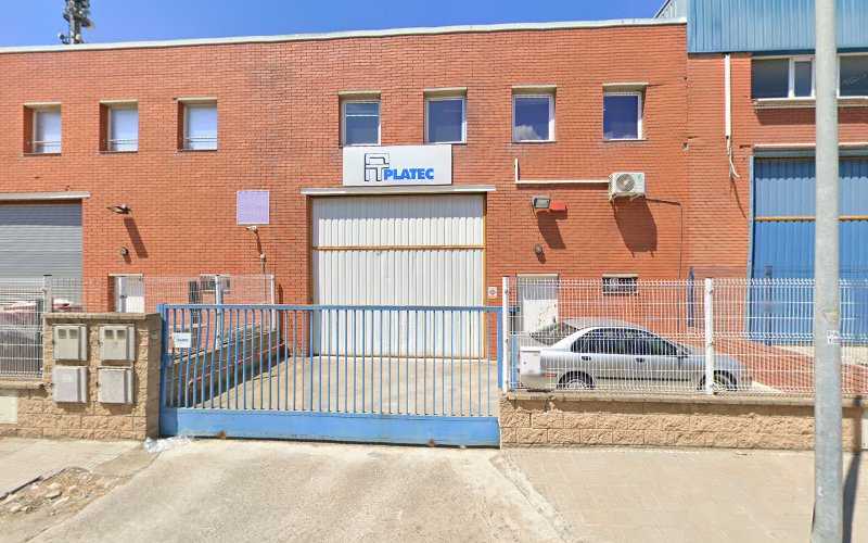 Fotografia tomada fuera de Korpal Sistemas S.L. - Carpintería metálica y de aluminio en Montcada i Reixac, Barcelona