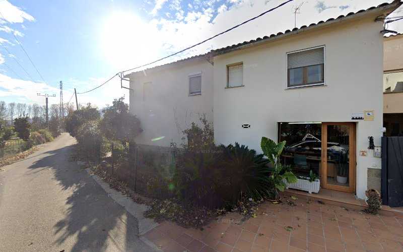 Fotografia tomada fuera de MOBLES DAVID COLL - Fusteria en La Cellera de Ter, Girona