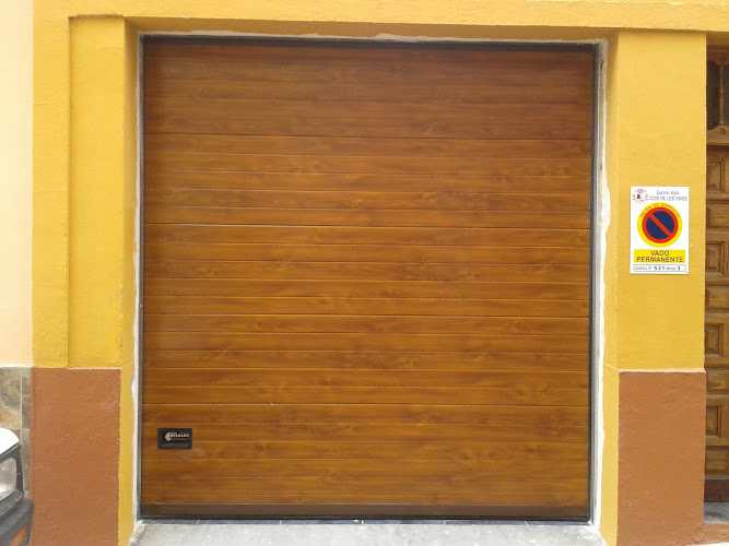 Fotografia tomada fuera de Metal Delgado - Fabricante de estructuras metálicas en Icod de los Vinos, Santa Cruz de Tenerife