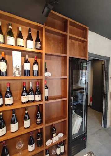 Fotografia tomada fuera de Asistencia y Servicios DECOREP, S.L. - Carpintero en Humanes de Madrid, Madrid