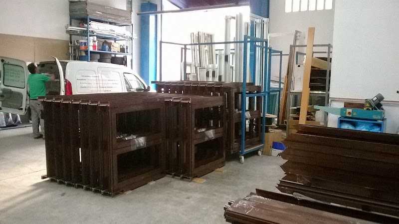 Fotografia tomada fuera de Carpentry Aluminium, S.L. - Carpintería metálica y de aluminio en Humanes de Madrid, Madrid