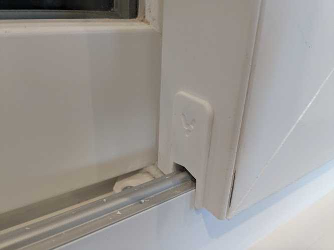 Fotografia tomada fuera de Aluminios GM - Carpintería metálica y de aluminio en Humanes de Madrid, Madrid