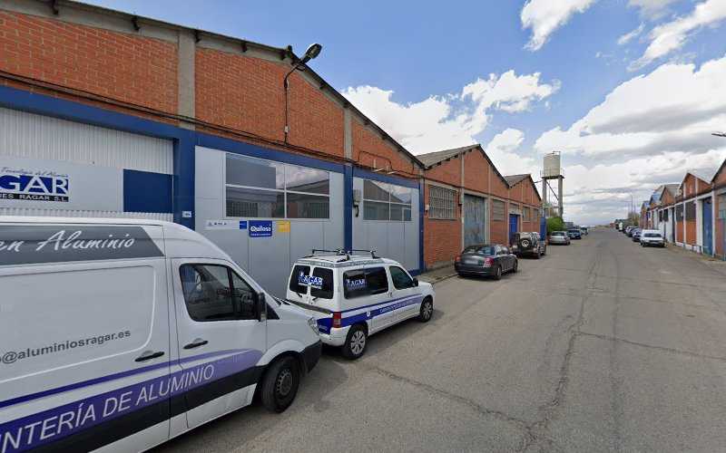 Fotografia tomada fuera de Tecnomontajes Ragar - Carpintería metálica y de aluminio en Humanes de Madrid, Madrid