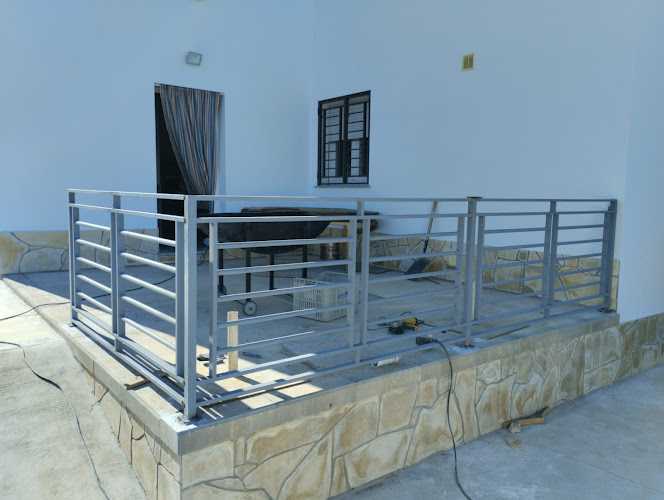 Fotografia tomada fuera de ArteMetal Carpintería Metálica - Carpintería en Álora, Málaga