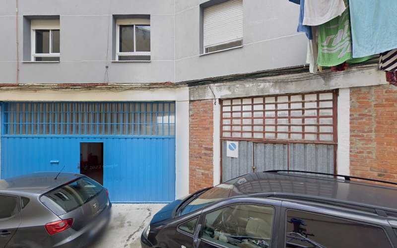 Fotografia tomada fuera de Tois carpintería y ebanistería SL - Carpintería en Santander, Cantabria