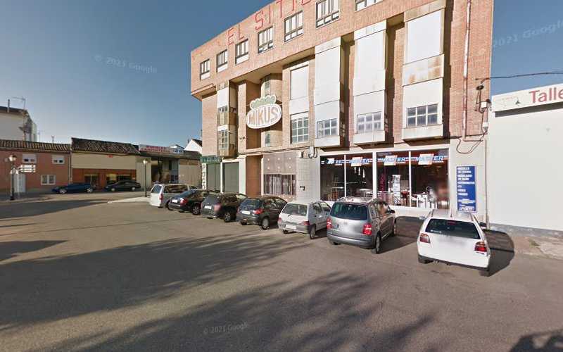 Fotografia tomada fuera de SOLUCIONES EN CARPINTERIA SLL - Fábrica en Carrión de los Condes, Palencia