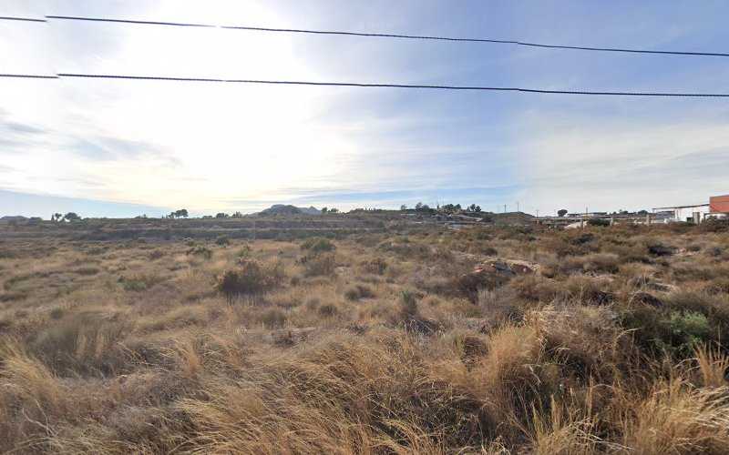 Fotografia tomada fuera de Alucritec - Carpintería metálica y de aluminio en Agost, Alicante