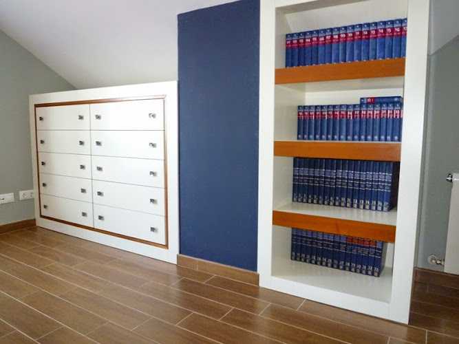 Fotografia tomada fuera de Bermo Ebanistas - Carpintero en A Pobra do Caramiñal, A Coruña