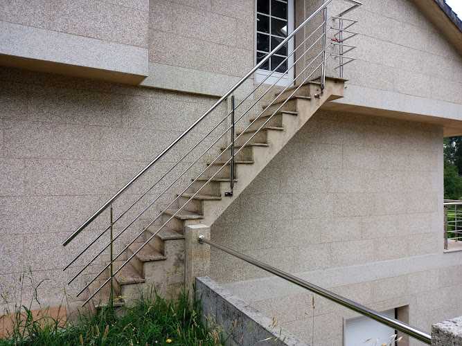 Fotografia tomada fuera de InoXMetal Vigo - Carpintería metálica y de aluminio en Vigo, Pontevedra