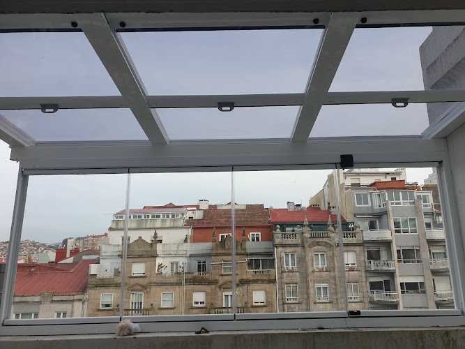 Fotografia tomada fuera de aluVigo - Carpintería metálica y de aluminio en Vigo, Pontevedra