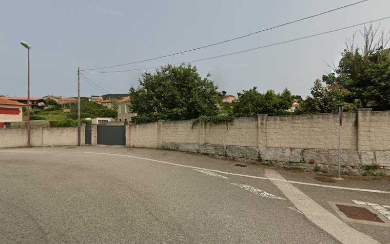 Fotografia tomada fuera de Carpintería Fernández García - Tienda de armarios en Vigo, Pontevedra