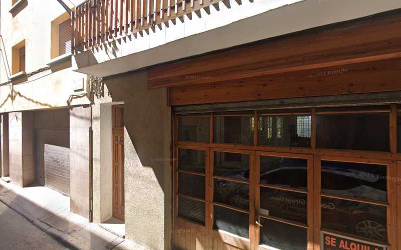 Fotografia tomada fuera de Jorge Barnola Riu - Carpintería metálica y de aluminio en Puigcerdà, Girona