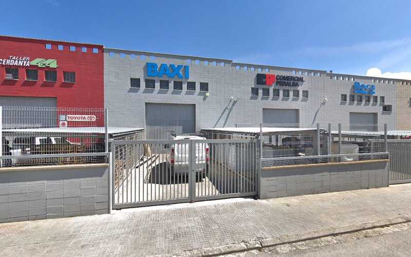 Fotografia tomada fuera de Formenti Mitjavila A - Carpintería metálica y de aluminio en Puigcerdà, Girona