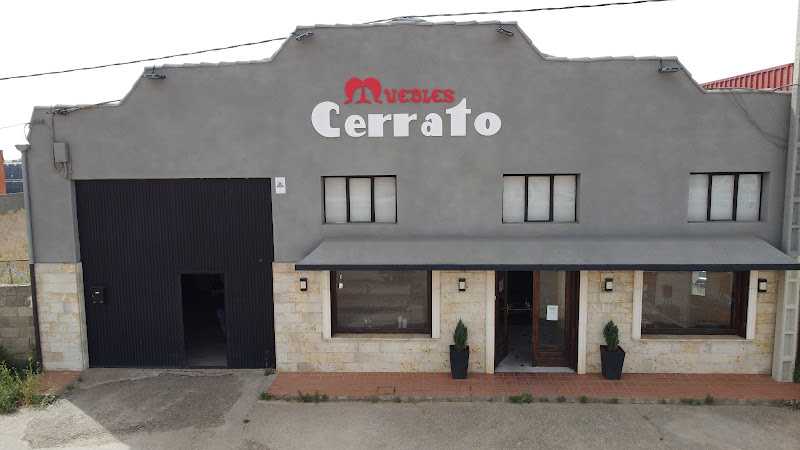 Fotografia tomada fuera de Muebles Cerrato - Tienda de muebles en Toro, Zamora