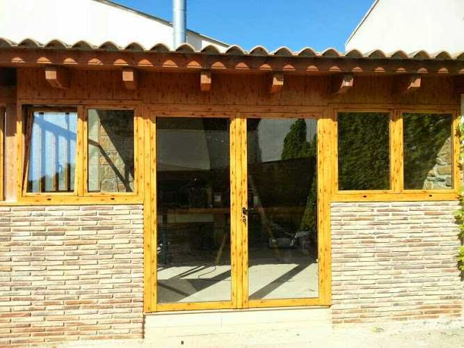 Fotografia tomada fuera de ALUFEMA - Carpintería metálica y de aluminio en Fraga, Huesca