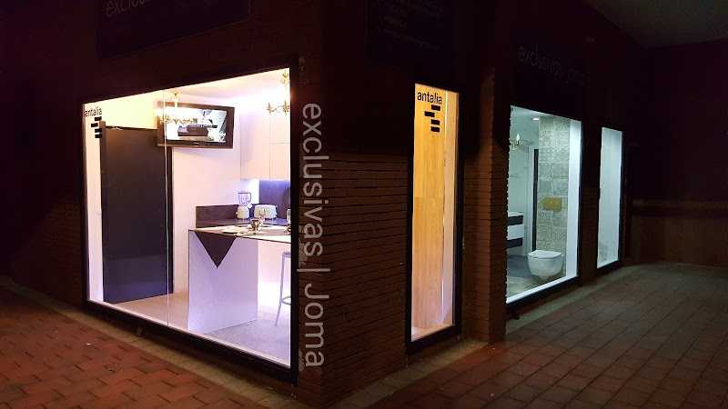 Fotografia tomada fuera de EXCLUSIVAS JOMA - Reformas en Tres Cantos, Madrid