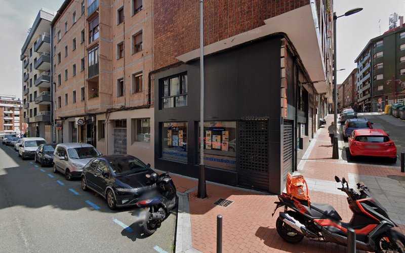 Fotografia tomada fuera de Zubialde Home - Interiorista en Barakaldo, Vizcaya