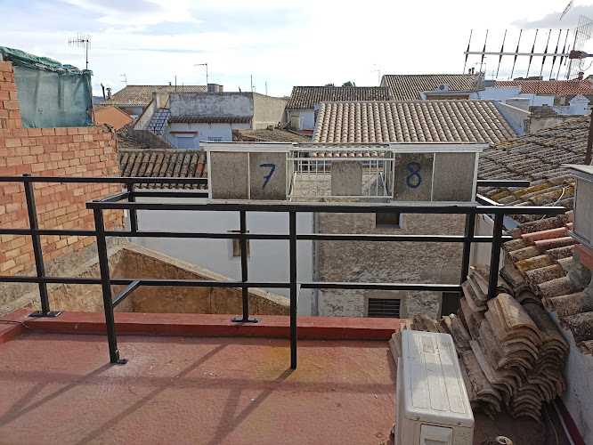 Fotografia tomada fuera de HILARIO METAL CARMEN - Carpintería metálica y de aluminio en Valencia, Valencia