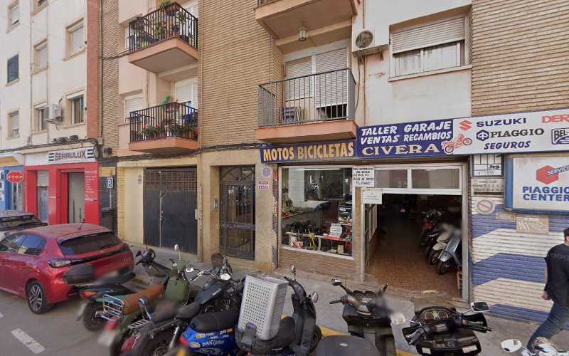 Fotografia tomada fuera de Serrulux Carpinteria Metalica - Carpintería metálica y de aluminio en Valencia, Valencia