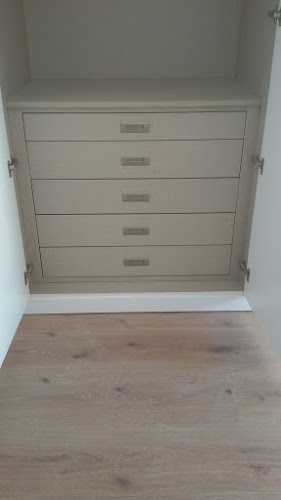 Fotografia tomada fuera de Inter Cajón Sociedad Limitada. - Fábrica de muebles en Valencia, Valencia