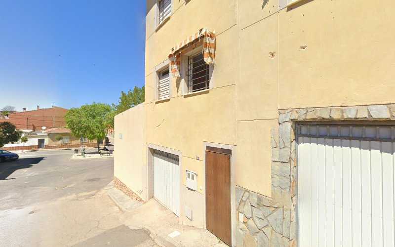 Fotografia tomada fuera de Construcciones Y Reformas Hermanos Rubio Sl - Contratista en Villasequilla, Toledo