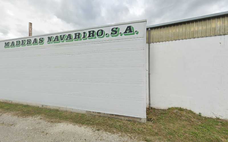 Fotografia tomada fuera de Maderas Navarro S A - Carpintería en Uharte-Arakil, Navarra