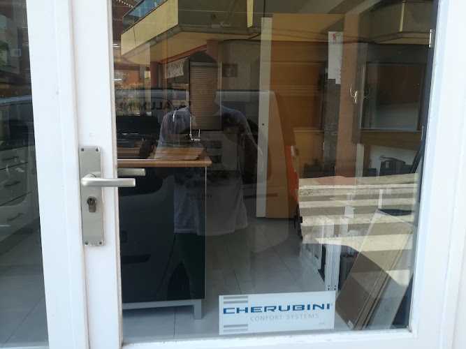 Fotografia tomada fuera de Cano Xavier - Fusteria en Palafolls, Barcelona