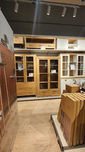 Fotografia tomada fuera de JYSK Santa Susanna-Espais Susa - Tienda de muebles en Casc Urbà-Santa Susanna, Barcelona