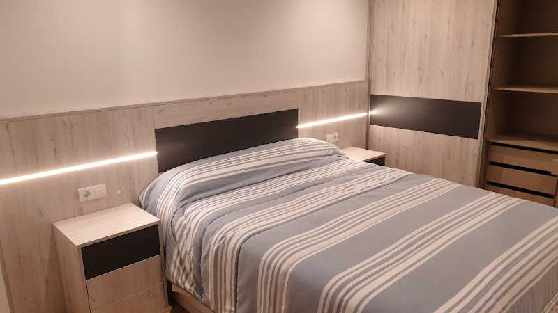 Fotografia tomada fuera de Carpinteria decobarja - Carpintería en Orense, Orense