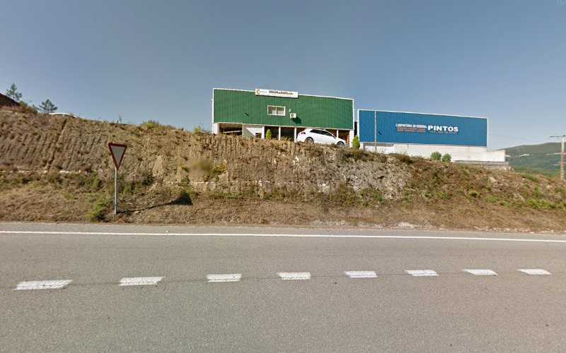 Fotografia tomada fuera de Carpinteria Meijón e Hijos - Carpintería en Cortegada, Orense