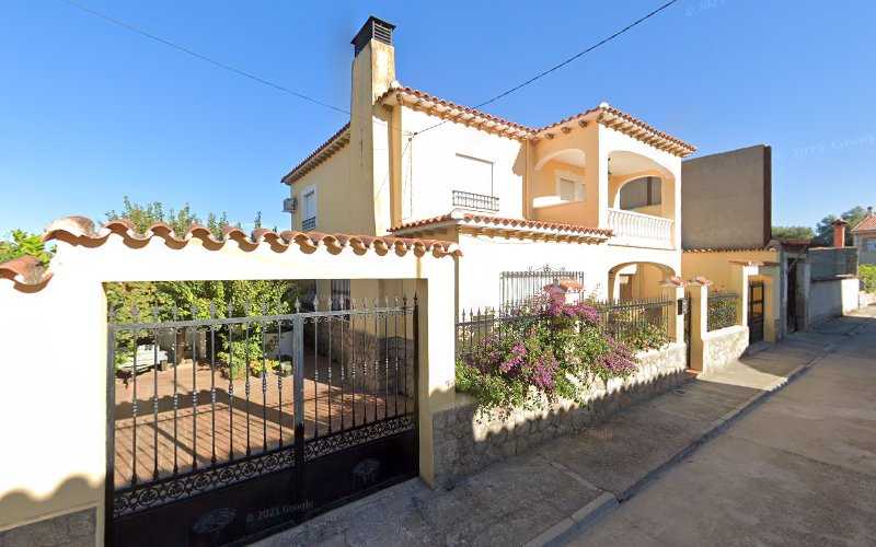 Fotografia tomada fuera de Explotaciones Forestales OrSil S.L. - Contratista de explotación forestal en Peraleda de la Mata, Cáceres