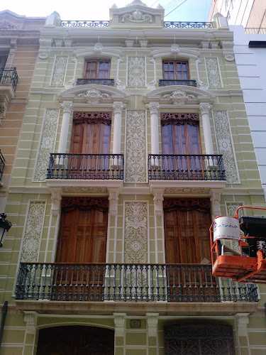 Fotografia tomada fuera de Uxoní Pintors Sl - Pintura en Xilxes, Castellón